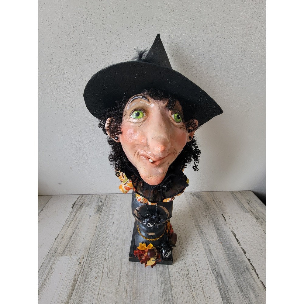 Vintage shabby chic witch head bust spider glitter Halloween home decor figure